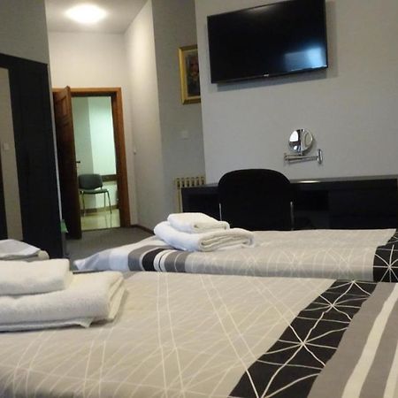 Hotel Business Club Slatina  Esterno foto
